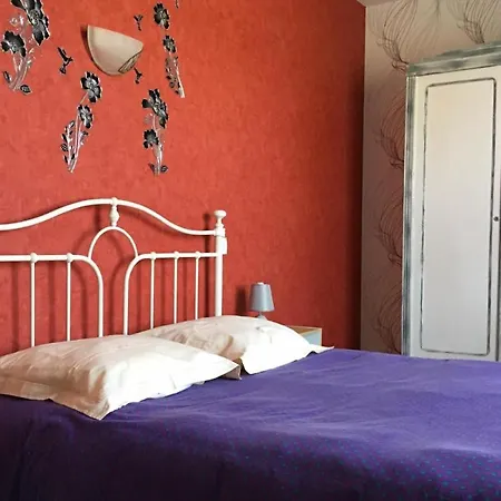 Holiday home La Maison De Rolland Saint-Martin-L'ars